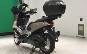 YAMAHA N-MAX SE86J