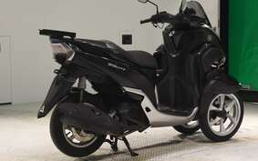 YAMAHA TRICITY 125 SE82J