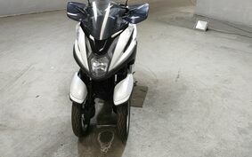 YAMAHA TRICITY 125 SE82J