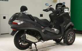 PIAGGIO MP3 250