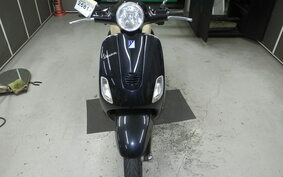 VESPA LX150