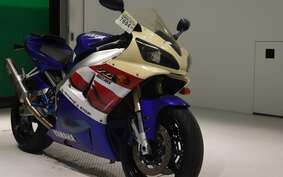 YAMAHA YZF-R1 2001