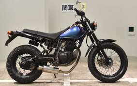 YAMAHA TW225 DG09J