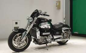 TRIUMPH ROCKET III 2005