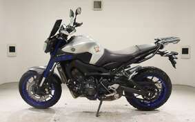 YAMAHA MT-09 A 2016 RN34J