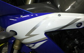 YAMAHA YZF-R1 2003 RN09