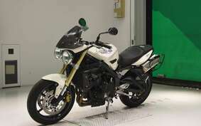 TRIUMPH STREET TRIPLE 2011