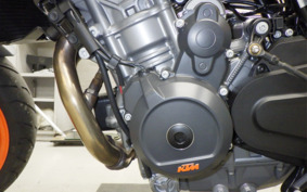 KTM 890 DUKE GP 2024