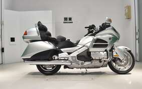 HONDA GL 1800 GOLD WING 2013 SC68