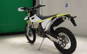 HUSQVARNA FE250