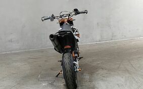 KTM 690 SMC R 2012 LST