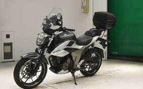 SUZUKI GIXXER 250 ED22B