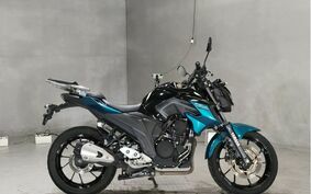 YAMAHA FZ25 RG42