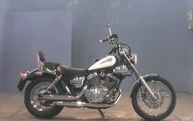 YAMAHA VIRAGO 250 1996 3DM