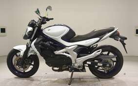 SUZUKI GLADIUS 2010 VK58A