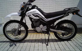 YAMAHA SEROW 250 2005 DG11J