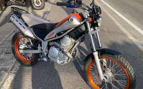 YAMAHA TRICKER DG16J