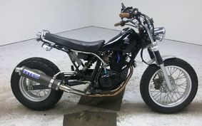 YAMAHA TW225 2004 DG09J