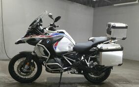 BMW R1250GS ADVENTURE 2021 0M11