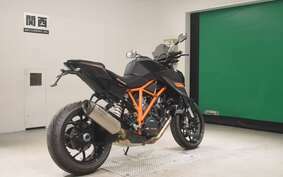 KTM 1290 SUPER DUKE R 2016 V3940