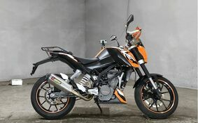 KTM 125 DUKE JGA4D