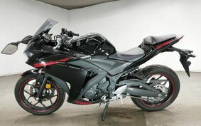 YAMAHA YZF-R3 2015 RH07J