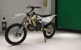 HUSQVARNA TC250