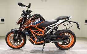 KTM 390 DUKE 2018 JPJ40