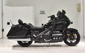 HONDA GL 1800 GOLD WING F6B 2013 SC68