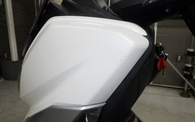 YAMAHA N-MAX SE86J