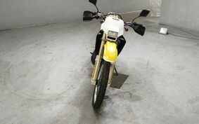 SUZUKI TS125R SF15A