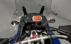 YAMAHA XT1200Z SUPER TENERE 2010 DP01