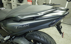 YAMAHA T-MAX 530 DX 2017 SJ15J