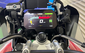 BMW R1100R 2018 0J01