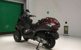 PIAGGIO MP3 250