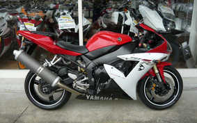 YAMAHA YZF-R1 2002 RN09