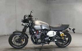 YAMAHA XJR1300 C 2015 RP194