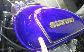 SUZUKI GN125 H