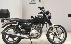 YAMAHA YB125SP PCJL