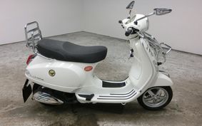 VESPA LX125IE M681