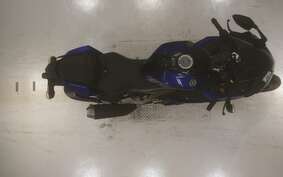 YAMAHA YZF-R15