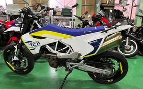 HUSQVARNA 701 SUPERMOTO 2017