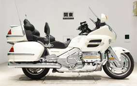 HONDA GL 1800 GOLD WING 2004 SC47