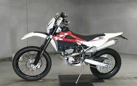 HUSQVARNA TE250 不明