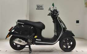 VESPA GTS300 SUPER 2023