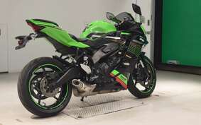 KAWASAKI ZX-25R ZX250E