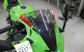 KAWASAKI ZX-25R ZX250E