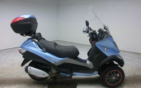 PIAGGIO MP3 250 IE M472