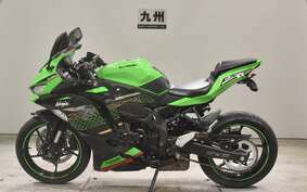 KAWASAKI ZX-25R ZX250E