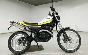 YAMAHA TRICKER DG16J